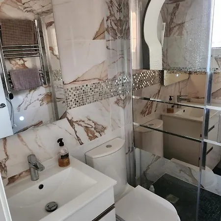 Residencia Simona شقة تورّيفيِخا